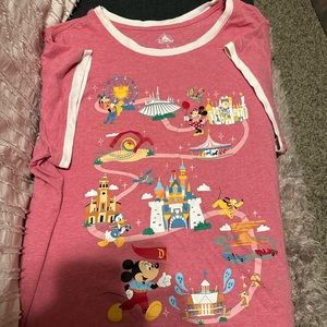 Disney parks 3x tshirt
